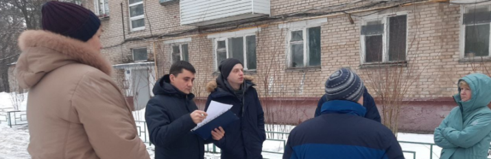 Химкинские депутаты держат на контроле работу управляющих компаний города Новости Химок 
