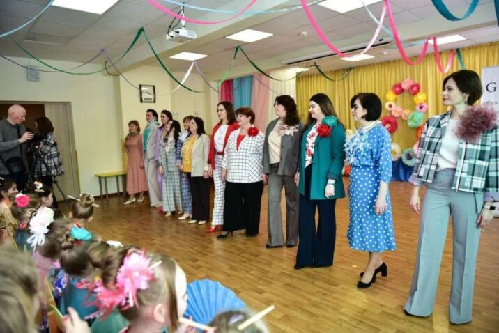Детский театр моды «Матрёшечка» продемонстрировал в Химках весеннюю коллекцию Новости Химок 