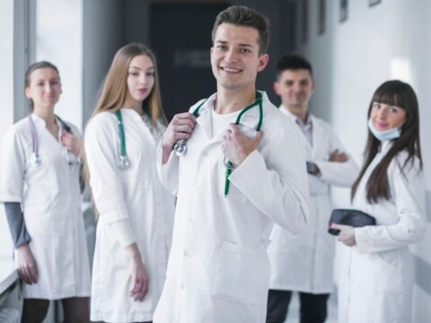 Студентов медколледжа МОНИКИ пригласили на работу в больницу Химок Новости Химок 
